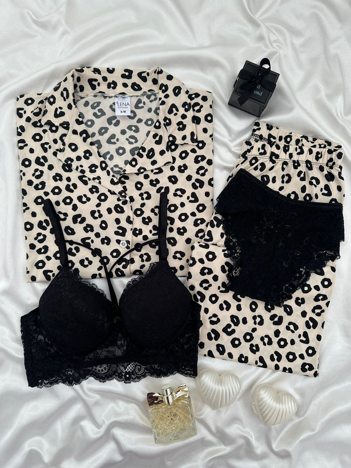 Leopard Print Four-Piece Short-Sleeved Pajama Set